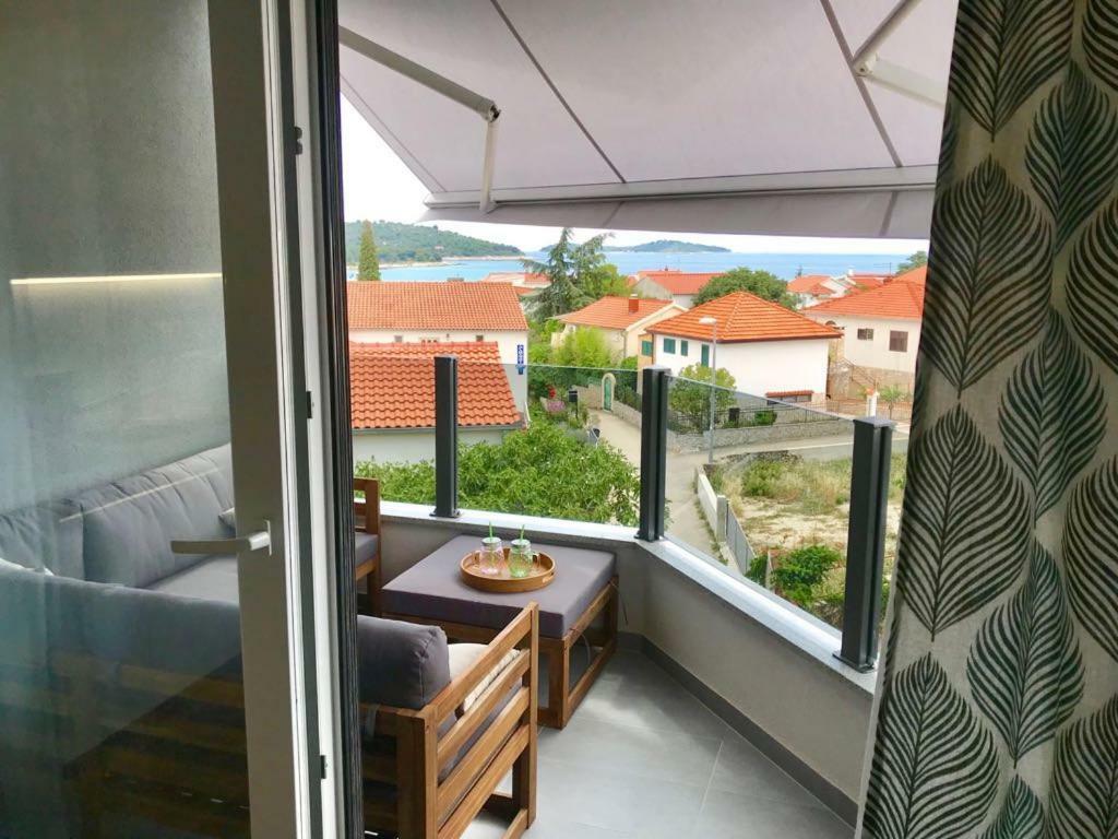 Luxury View Apartments Rogoznica  Bagian luar foto