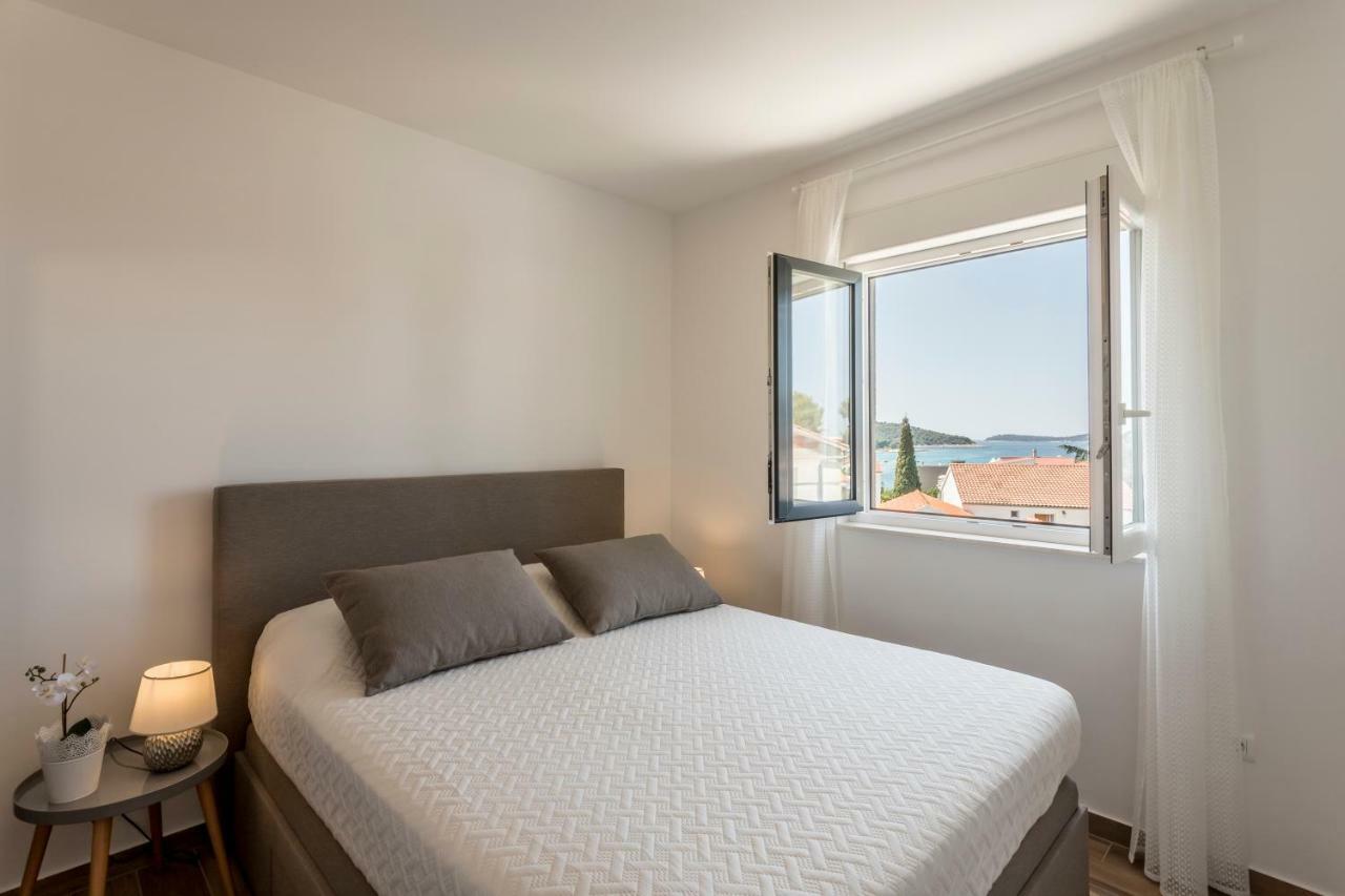 Luxury View Apartments Rogoznica  Bagian luar foto