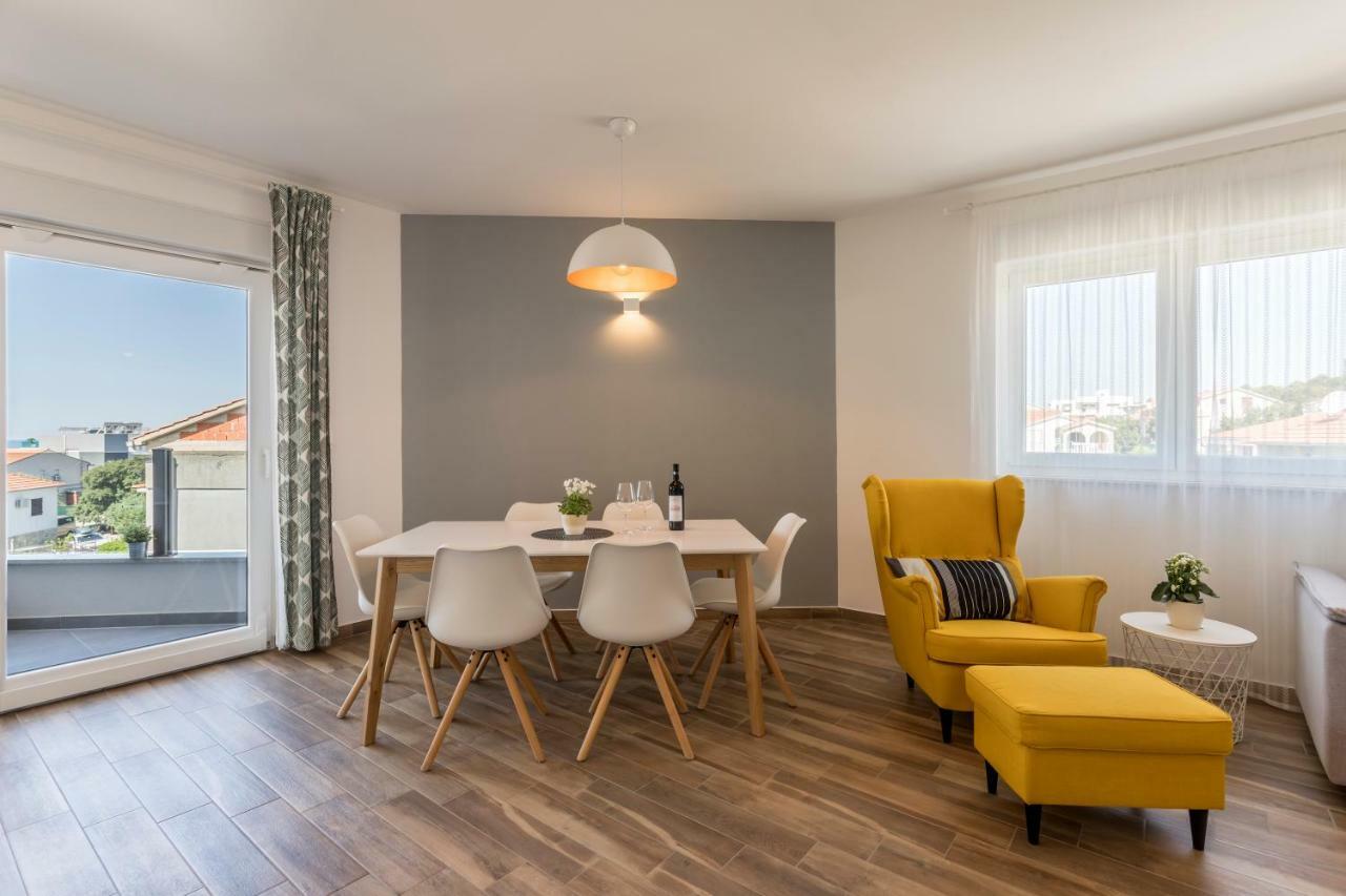 Luxury View Apartments Rogoznica  Bagian luar foto