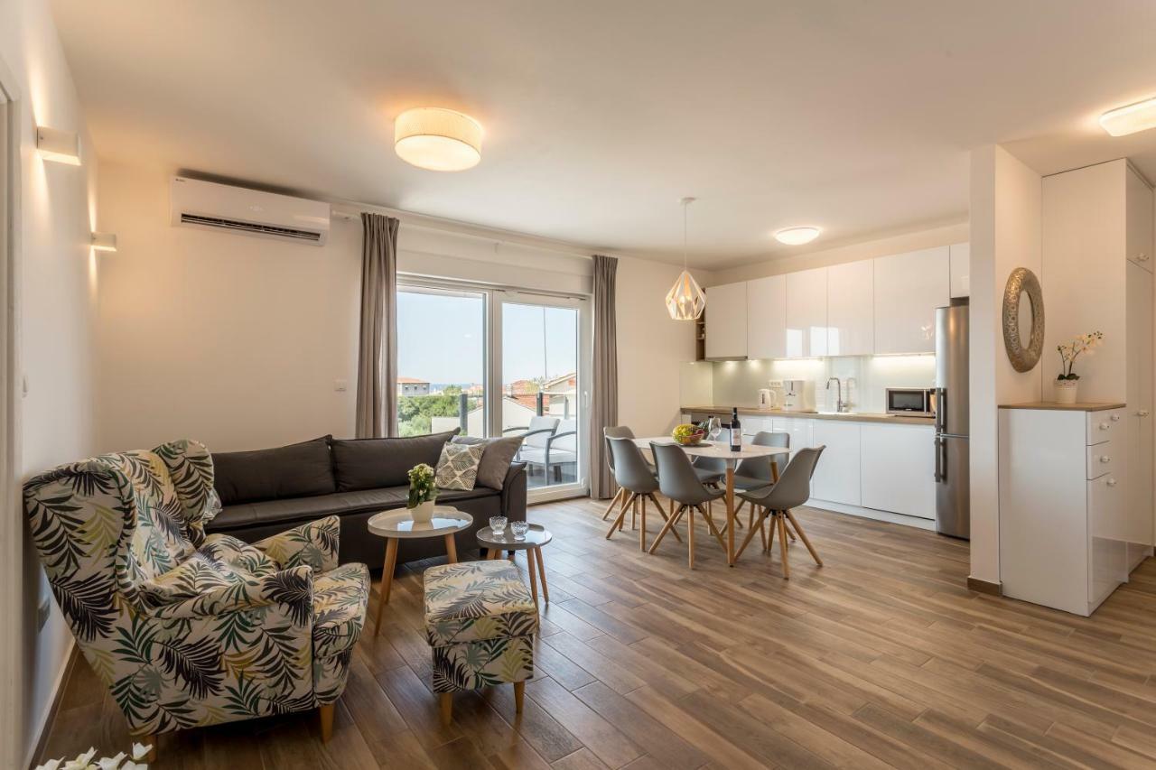 Luxury View Apartments Rogoznica  Bagian luar foto